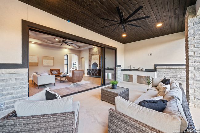 1142 PR 2771 Private Road 2771, Home with 0 bedrooms, 0 bathrooms and null parking in Mico TX | Image 30