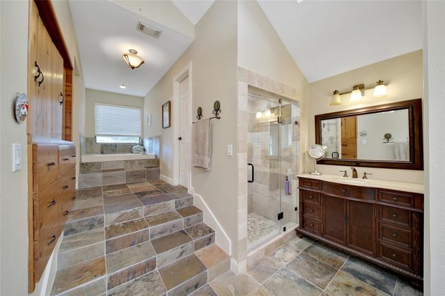 10 Featherfall Pl, House other with 4 bedrooms, 4 bathrooms and 2 parking in Spring TX | Image 23