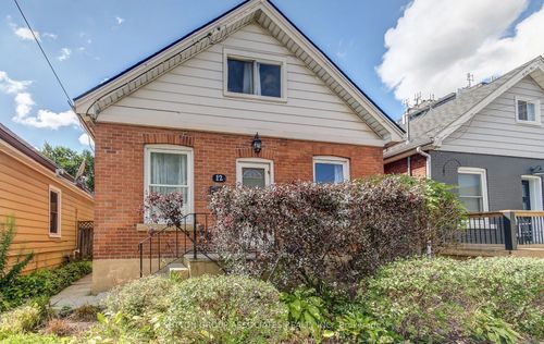 12 E 25th St, Hamilton, ON, L8V3A1 | Card Image