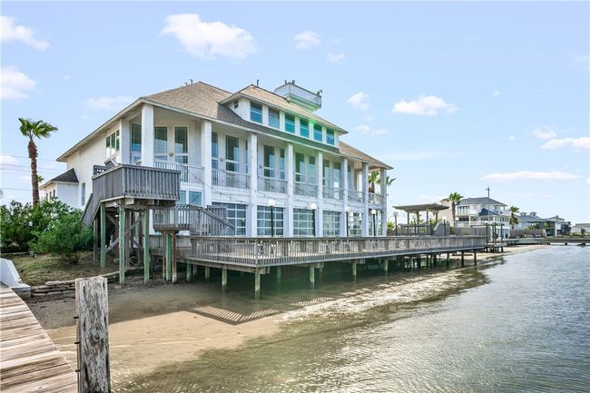 2100 E Highway 361, House other with 14 bedrooms, 15 bathrooms and null parking in Aransas Pass TX | Image 15
