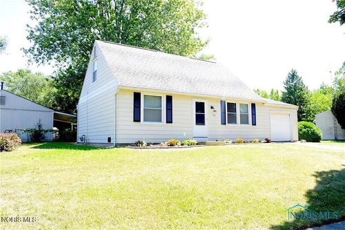 908 Burke Glen Rd, Toledo, OH, 43607-2509 | Card Image