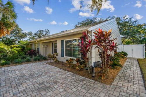 1141 Dover Court, SAFETY HARBOR, FL, 34695 | Card Image