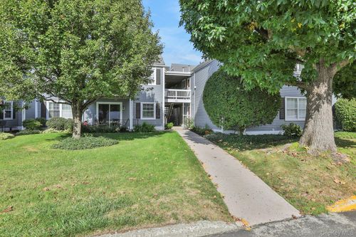 unit-e-302 Commons Way, Fishkill, NY, 12524-1774 | Card Image