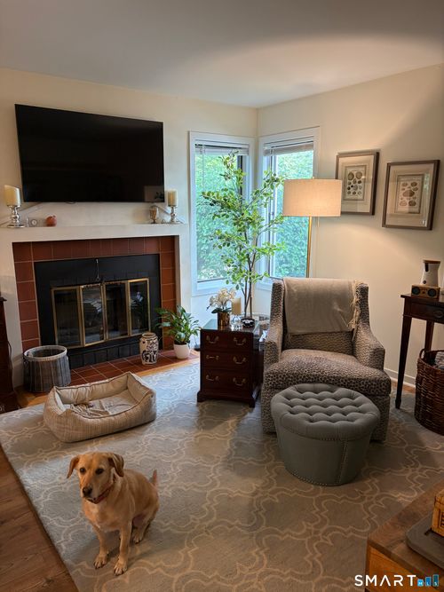 c-1 Sylvan Ln, Westport, CT, 06880-4612 | Card Image