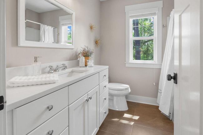 474 Park Court, House other with 4 bedrooms, 3 bathrooms and null parking in Hartland WI | Image 20