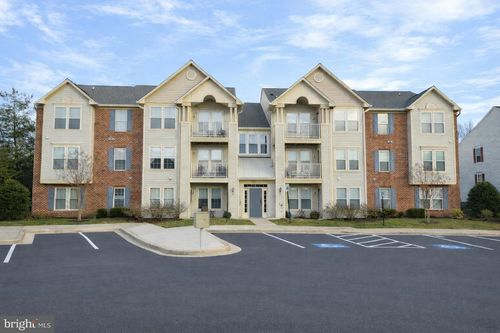 unit-304-687 Winding Stream Way, ODENTON, MD, 21113-4532 | Card Image