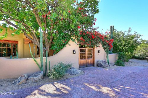 8425 E La Senda Dr, Scottsdale, AZ, 85255-4289 | Card Image