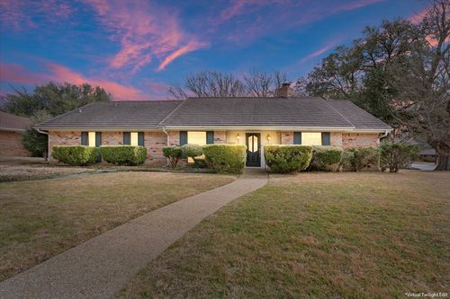 5224 Lake Arrowhead Dr, Waco, TX, 76710-2934 | Card Image