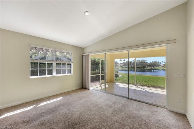 4255 Redonda Ln, Condo with 2 bedrooms, 2 bathrooms and 2 parking in NAPLES FL | Image 15