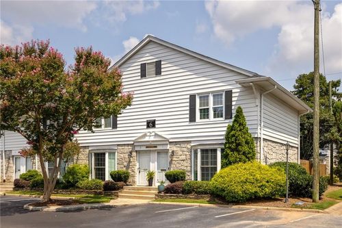 apt-ga1-136 Peachtree Memorial Dr Nw, Atlanta, GA, 30309-1669 | Card Image
