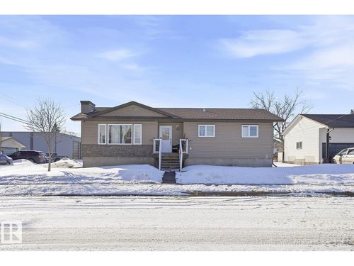 5016 46 St, Legal, AB, T0G | Card Image