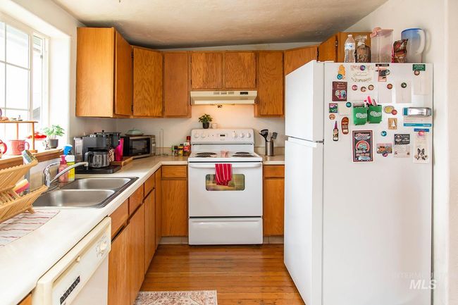 134 Maple Ave, Home with 2 bedrooms, 1 bathrooms and 2 parking in Hansen ID | Image 17