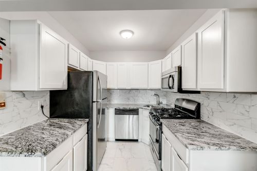 2c-316-324 Jefferson St, Newark, NJ, 07105-1526 | Card Image