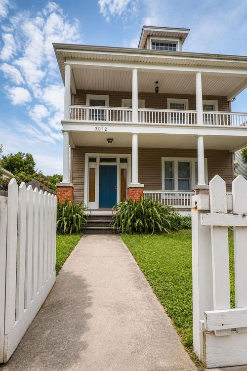 up-3012 Avenue O 1/2, Galveston, TX, 77550-6858 | Card Image