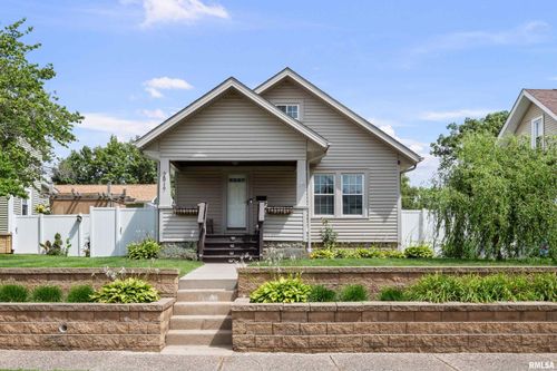 2917 11th Avenue A, Moline, IL, 61265-2329 | Card Image