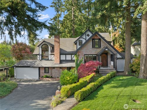 118 Nw 132nd St, Seattle, WA, 98177-4040 | Card Image