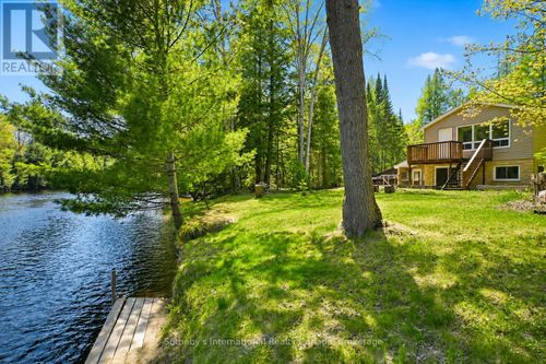 1072 Holiday Park Dr, Bracebridge, ON, P1L1W9 | Card Image