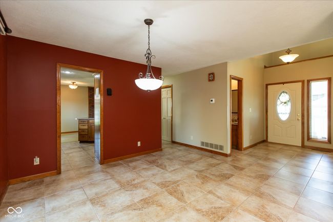 4651 Monterey Dr, House other with 3 bedrooms, 3 bathrooms and null parking in Columbus IN | Image 5