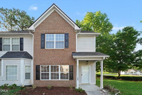 285 Dairy Rd, Clayton, NC, 27520-7217 | Card Image