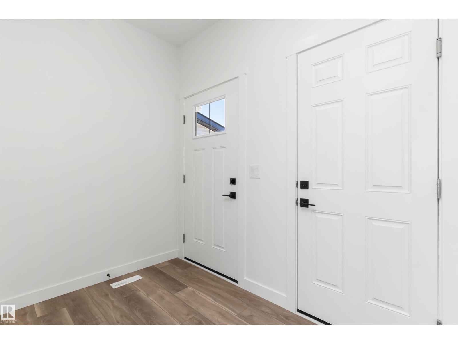 Residential in Edmonton 4