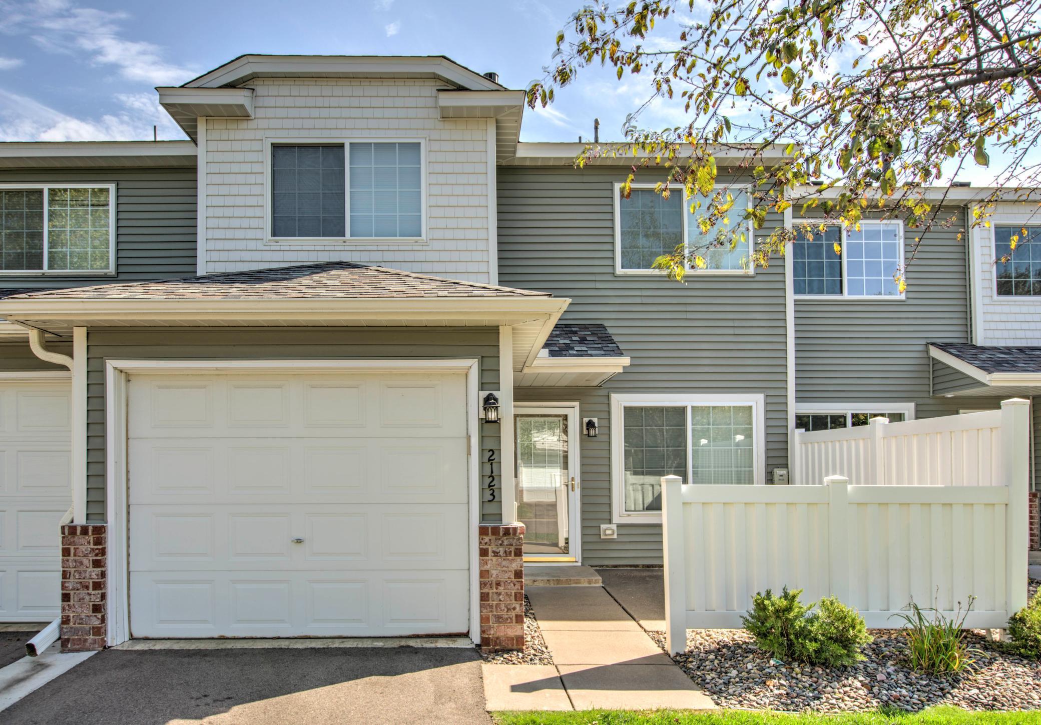 Grenadier Ave, Saint Paul, MN 55128