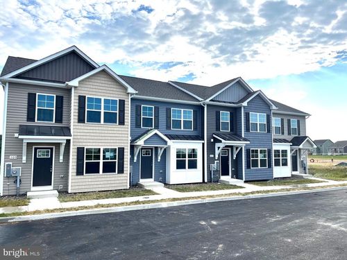 164 Olga Dr, MARTINSBURG, WV, 25403-1807 | Card Image