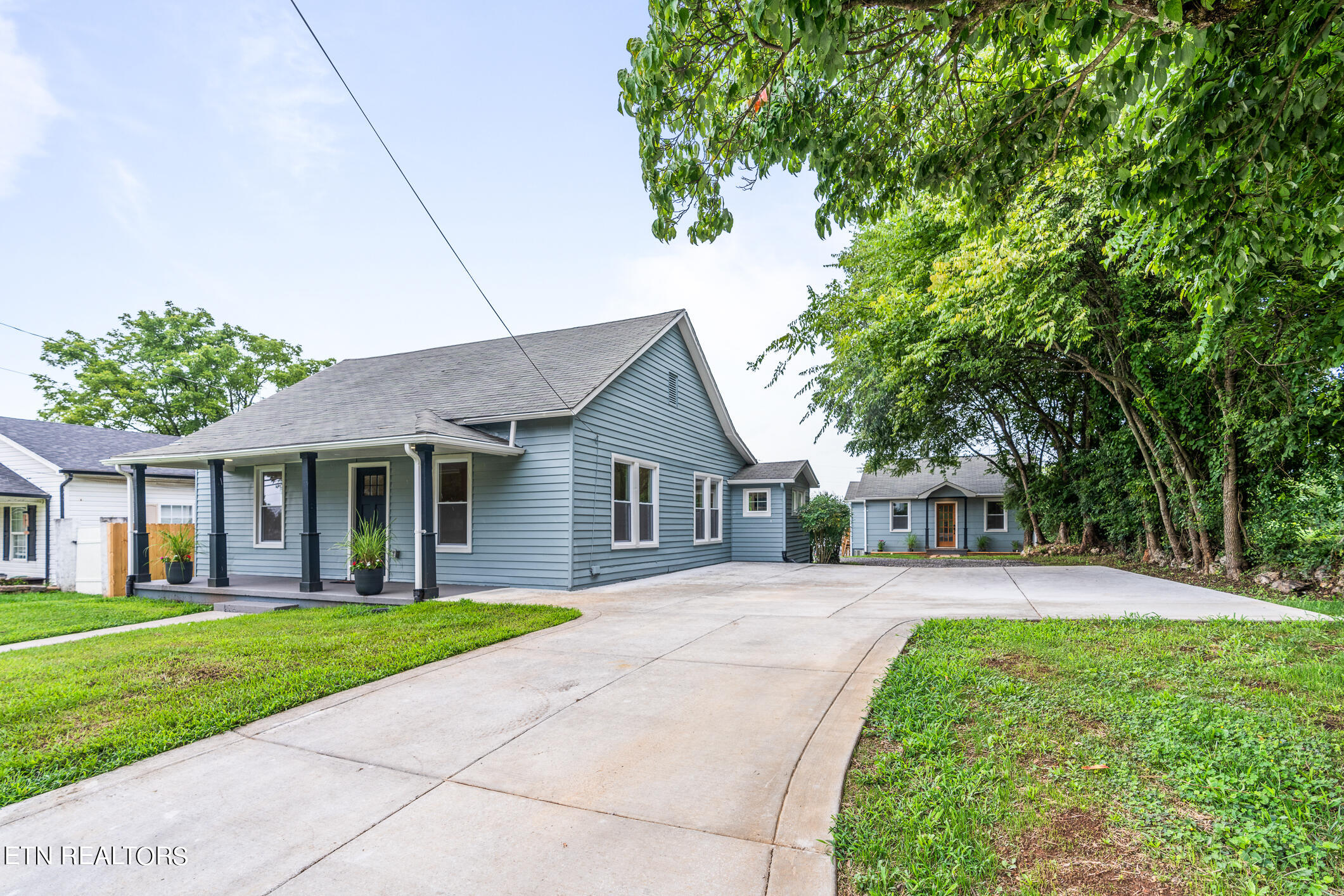 Monroe St, Sweetwater, TN 37874