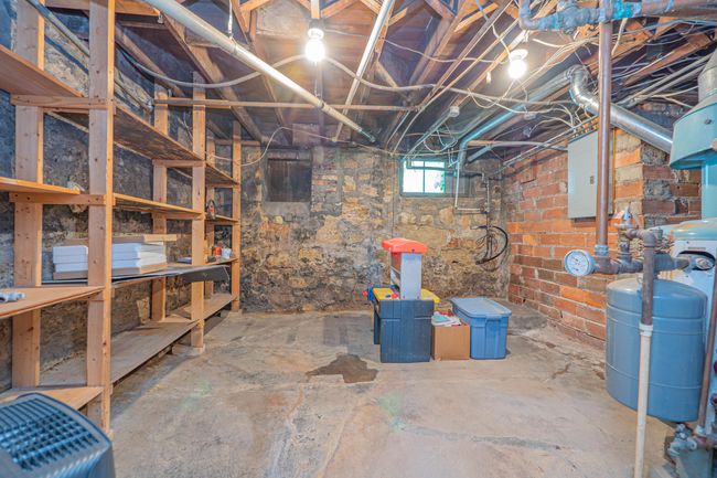 409 E Elm St, House other with 3 bedrooms, 2 bathrooms and null parking in Huntsville MO | Image 31