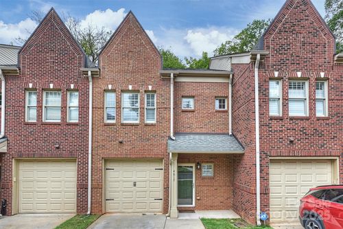 4617 Dabney Vigor Dr, Charlotte, NC, 28209-2839 | Card Image