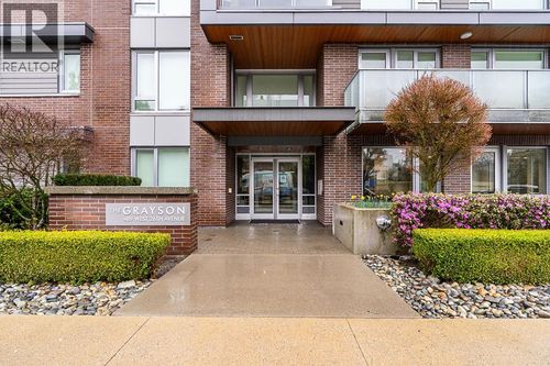 108-489 W 26th Ave, Vancouver, BC, V5Y0M8 | Card Image