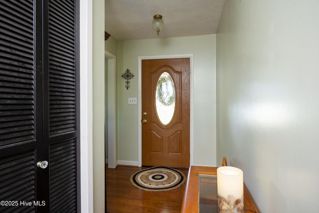 6733 Newon Grove Highway, House other with 3 bedrooms, 2 bathrooms and null parking in Newton Grove NC | Image 5