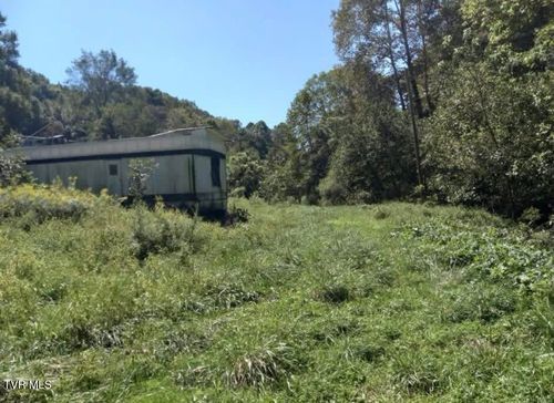 1121 Miner Rd, Pound, VA, 24279 | Card Image