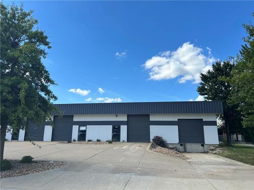 1136-1134-1136 Nw Valley Ridge Dr, Grain Valley, MO, 64029-9094 | Card Image