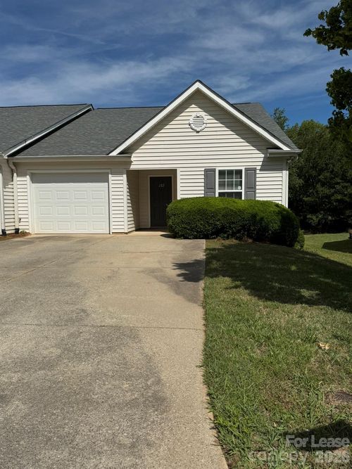 132 Springwood Ln, Mooresville, NC, 28117-9301 | Card Image