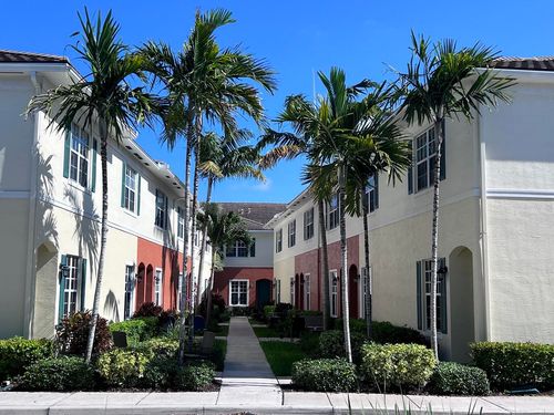 726 Sw 1st Way, Pompano Beach, FL, 33060-8367 | Card Image