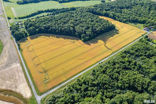 000 1325 N County Road, Cisne, IL, 62823 | Card Image