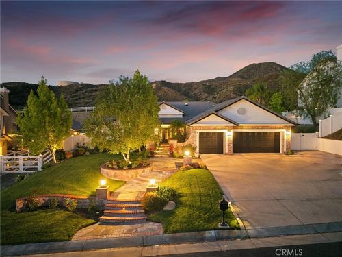15263 Saddleback Rd, Canyon Country, CA, 91387-4723 | Card Image