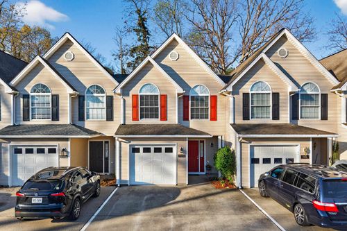 1094 Oakdale Ct, Rockingham, VA, 22801-8610 | Card Image