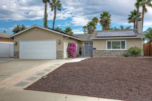 9945 Via Rita, Santee, CA, 92071-1557 | Card Image