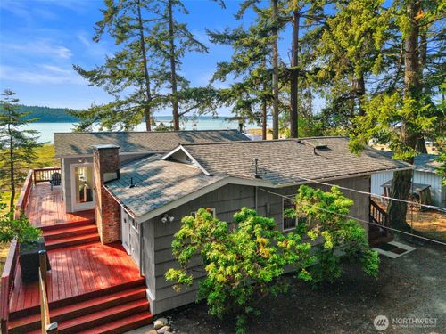 564 Mumby Rd, Nordland, WA, 98358-9548 | Card Image