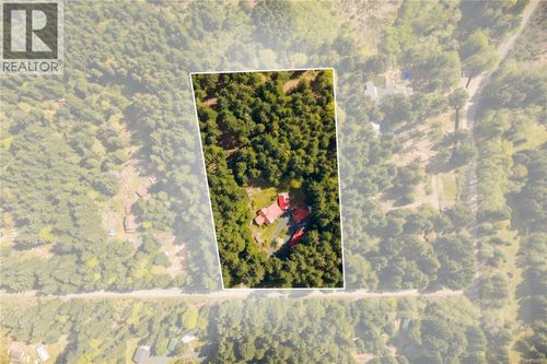 9025 Gilgan Street, Honeymoon Bay, BC, V0R3E1 | Card Image