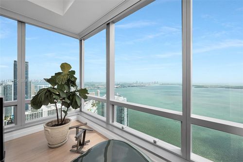 61e-1425 Brickell Ave, Miami, FL, 33131-3412 | Card Image