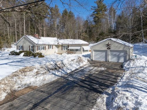 562 E County Rd, Rutland, MA, 01543-1142 | Card Image
