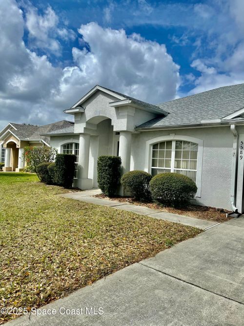 5589 River Oaks Dr, Titusville, FL, 32780-7046 | Card Image