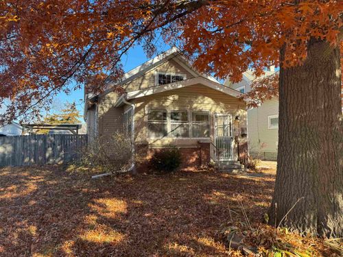 534 Lawn Dr, Loves Park, IL, 61111-5129 | Card Image