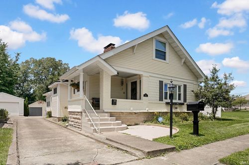 2107 Park Ave, Bedford, IN, 47421-4044 | Card Image