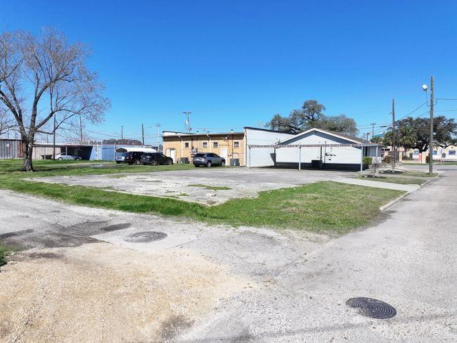 1401 Green Ave, Home with 0 bedrooms, 0 bathrooms and null parking in Orange TX | Image 6