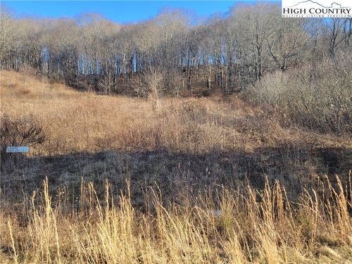 4 Terra Vista Dr, Laurel Springs, NC, 28644 | Card Image