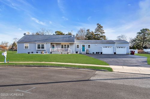 82 Scott Dr, Bayville, NJ, 08721-1232 | Card Image