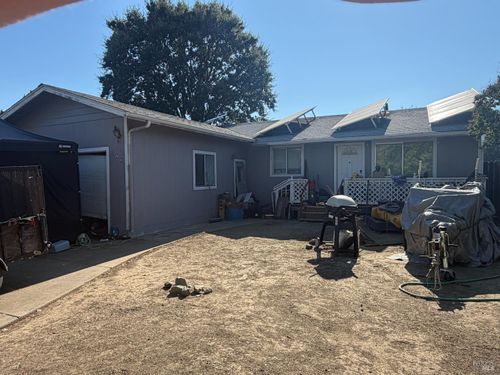 822 Cindee Ln, Ukiah, CA, 95482-7438 | Card Image